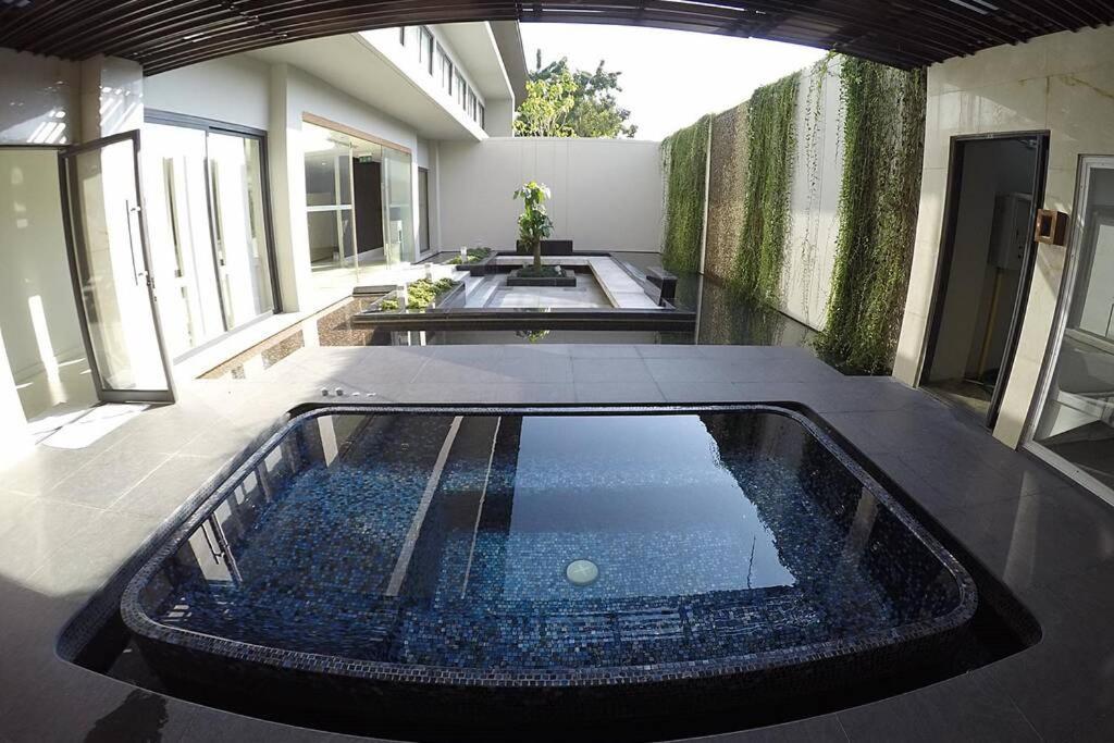 Cozy Modern Room With Stunning Lake & Mountain View Chiang Mai Eksteriør bilde